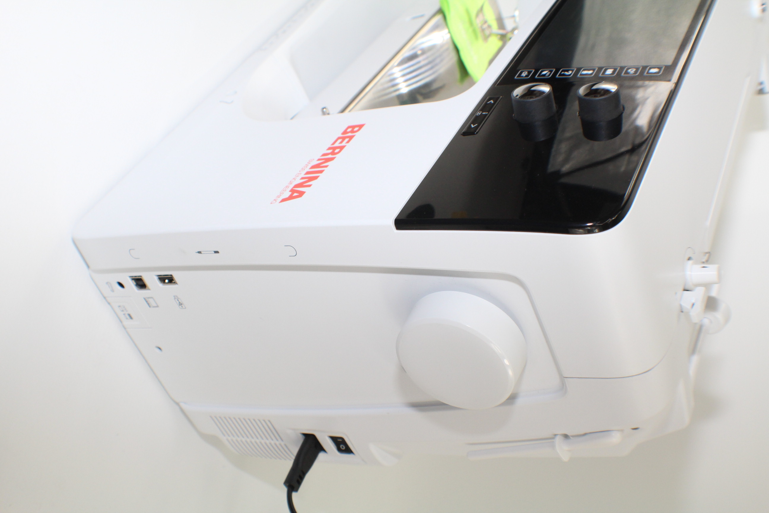 Bernina 790 PLUS inkl. Stickmodul Top Gepflegte Second Hand 