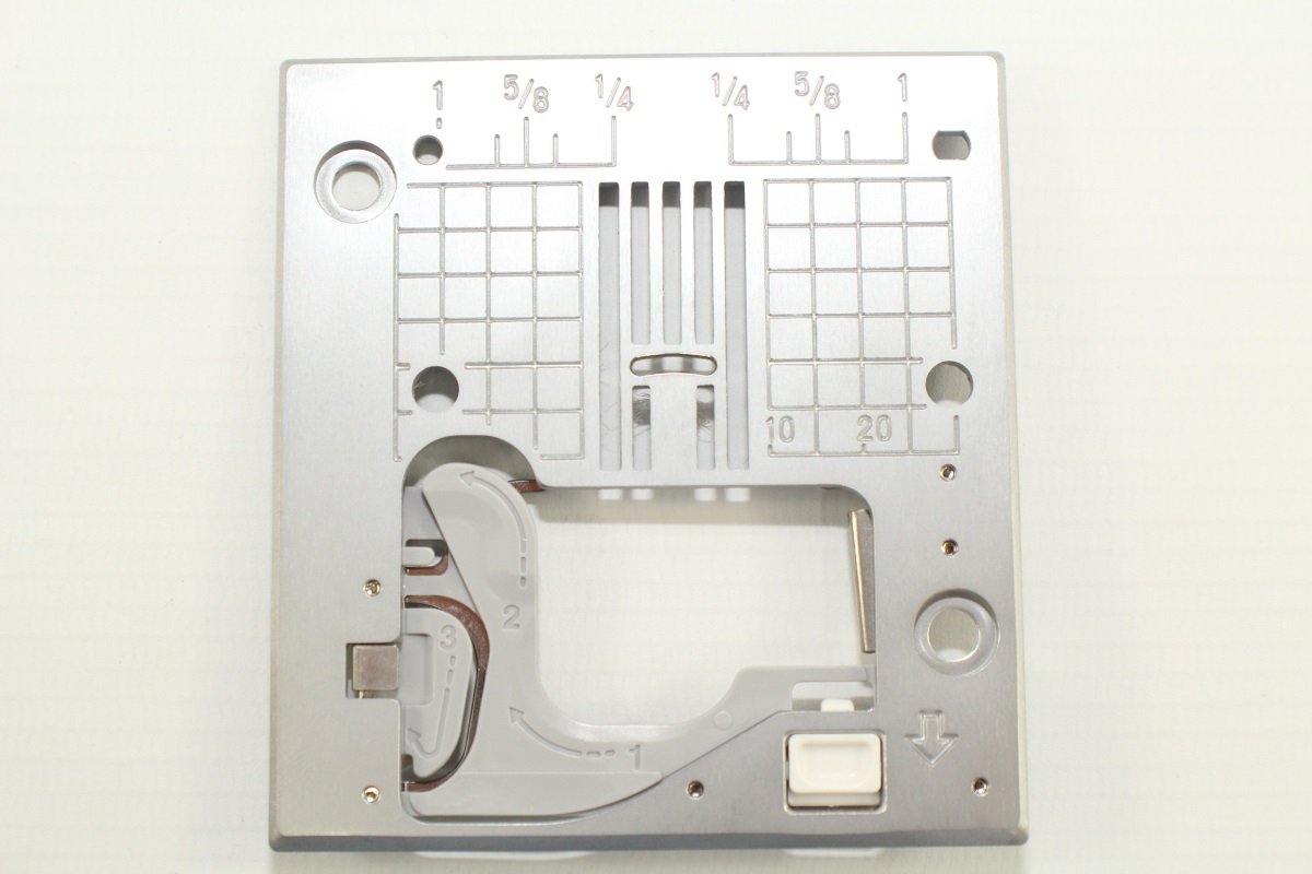 JUKI Standard Stichplatte für HZL-F und HZL-G Serie