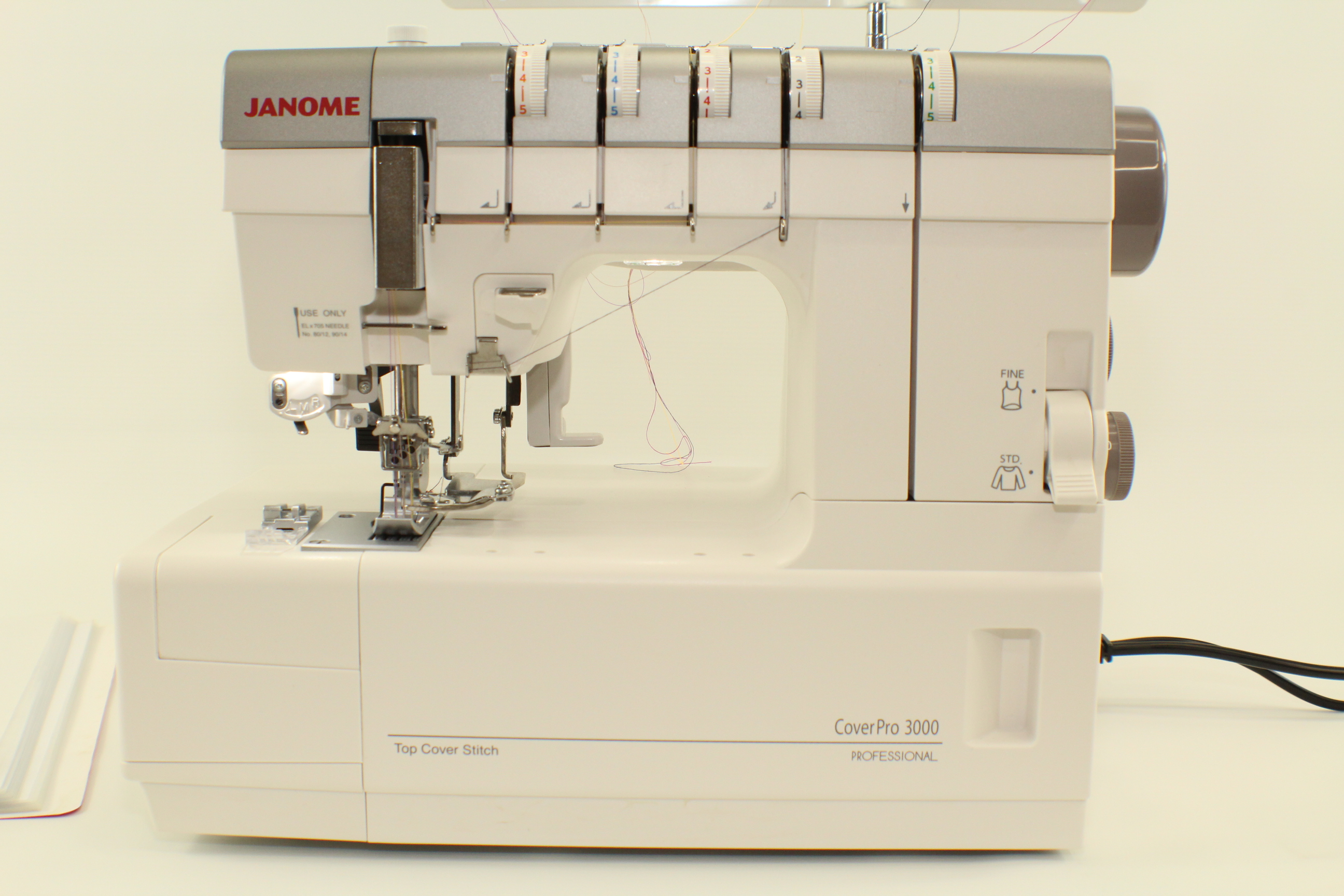 JANOME Coverpro 3000P Top & Bottom 3-Nadel - Covermaschine Junge second-hand 7 Monate alt