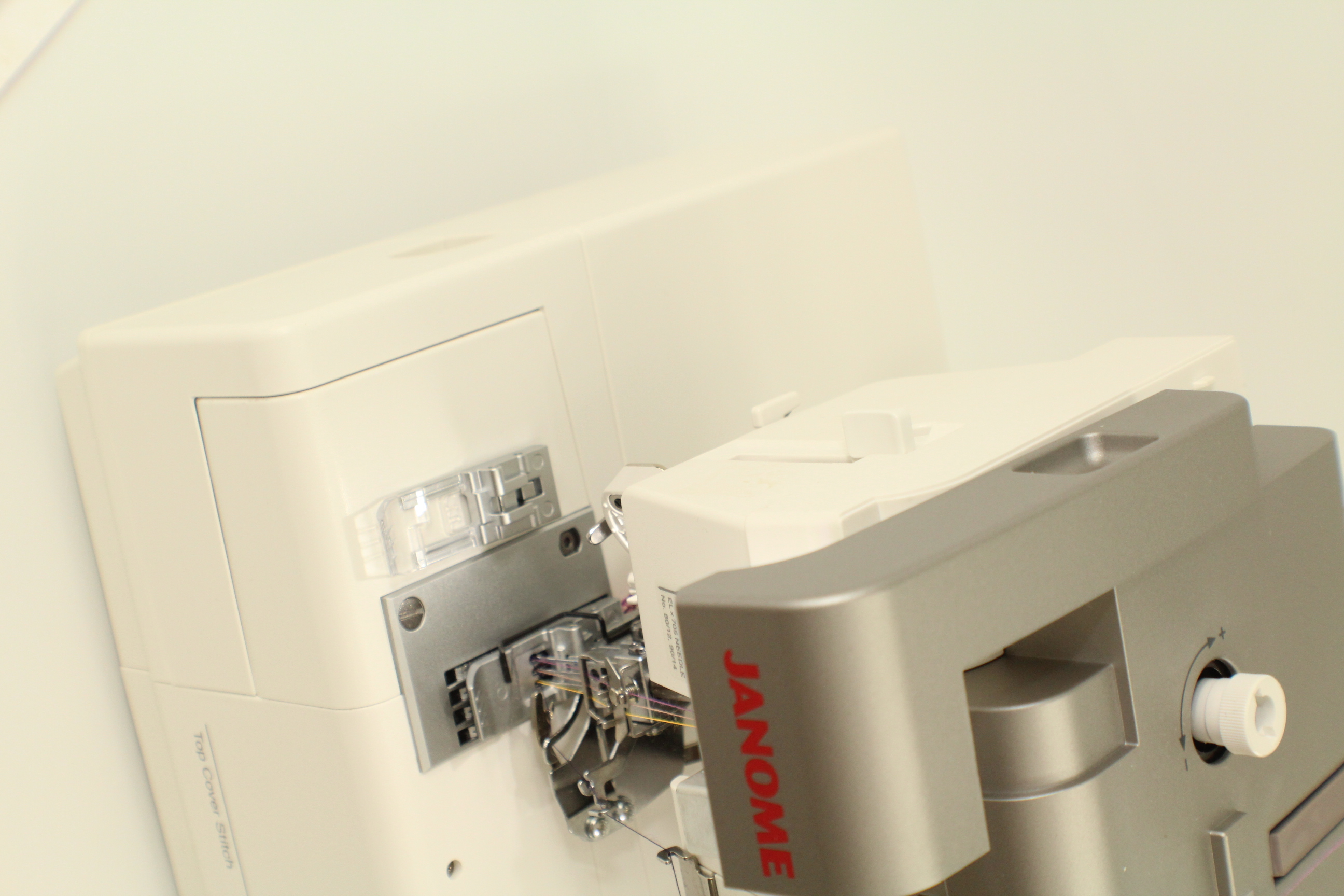 JANOME Coverpro 3000P Top & Bottom 3-Nadel - Covermaschine Junge second-hand 7 Monate alt