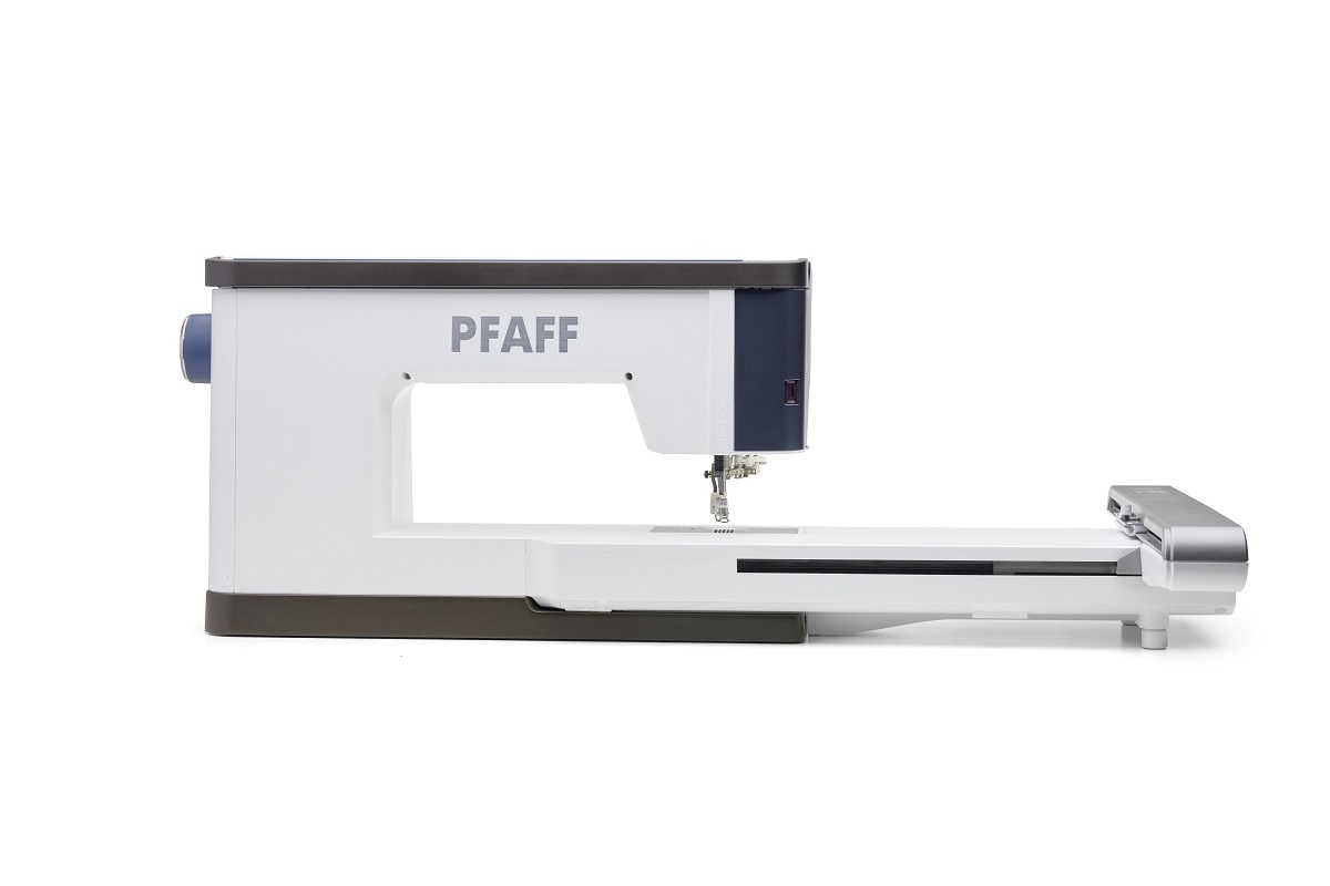 PFAFF creative performance 950 mit Stickmodul